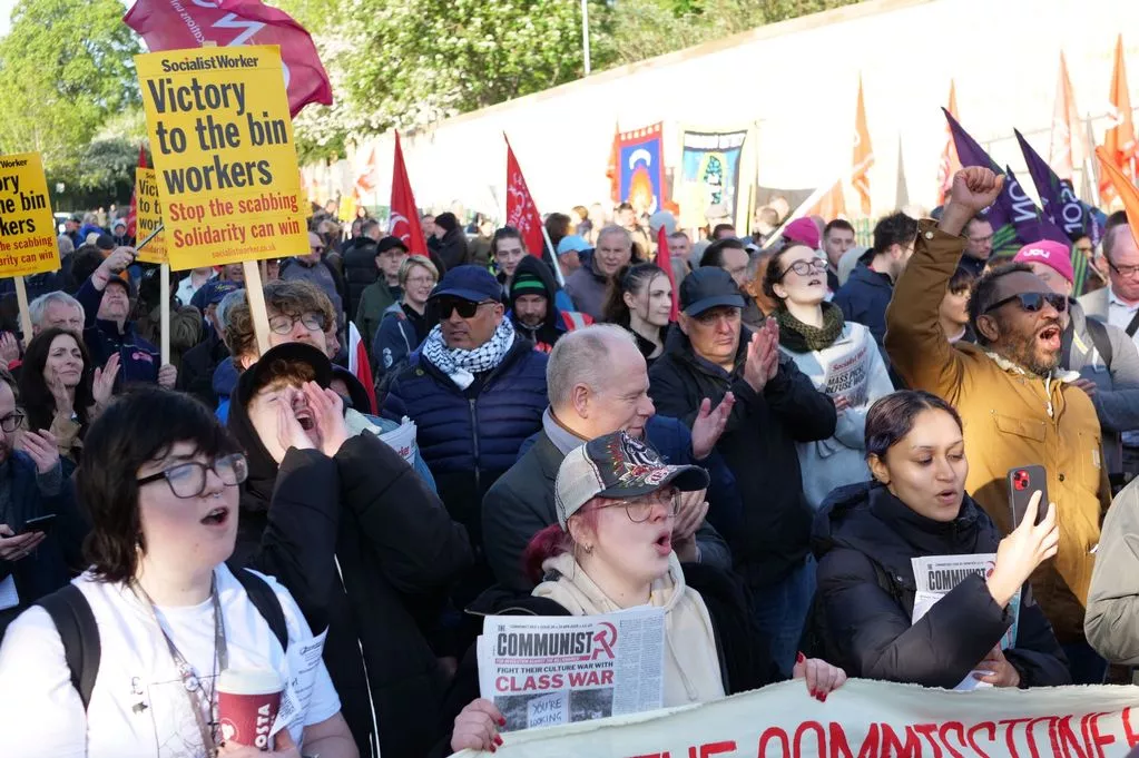 Motion passed: Support the Birmingham Bin Workers strike